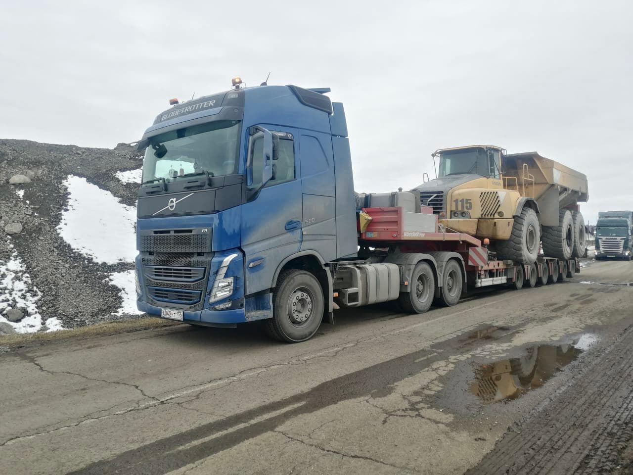 Перевозка сочлененного самосвала Вольво